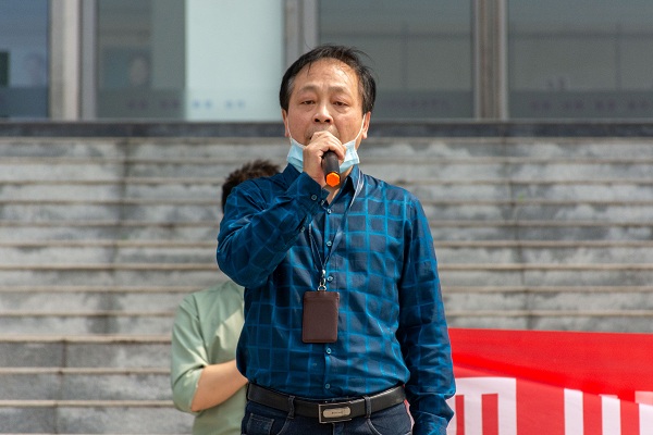 8-22031G64143Z3.jpg