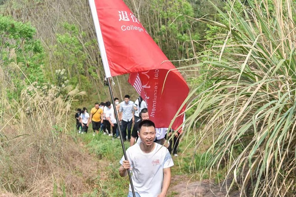 8-22031G643023O.jpg